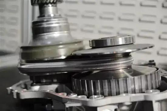 吉利帝豪cvt无级变速箱优缺点,吉利帝豪cvt变速箱模拟挡位