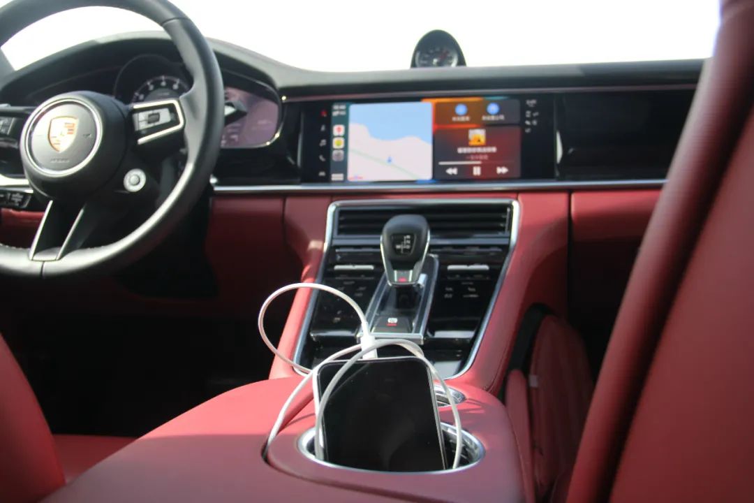 有线carplay无线carplay专用盒子,carplay有线盒子