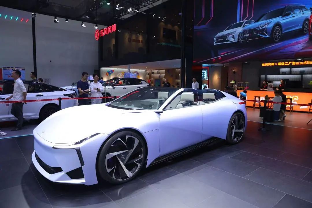 奕炫冠军版,2020汽车赛道冠军奕炫