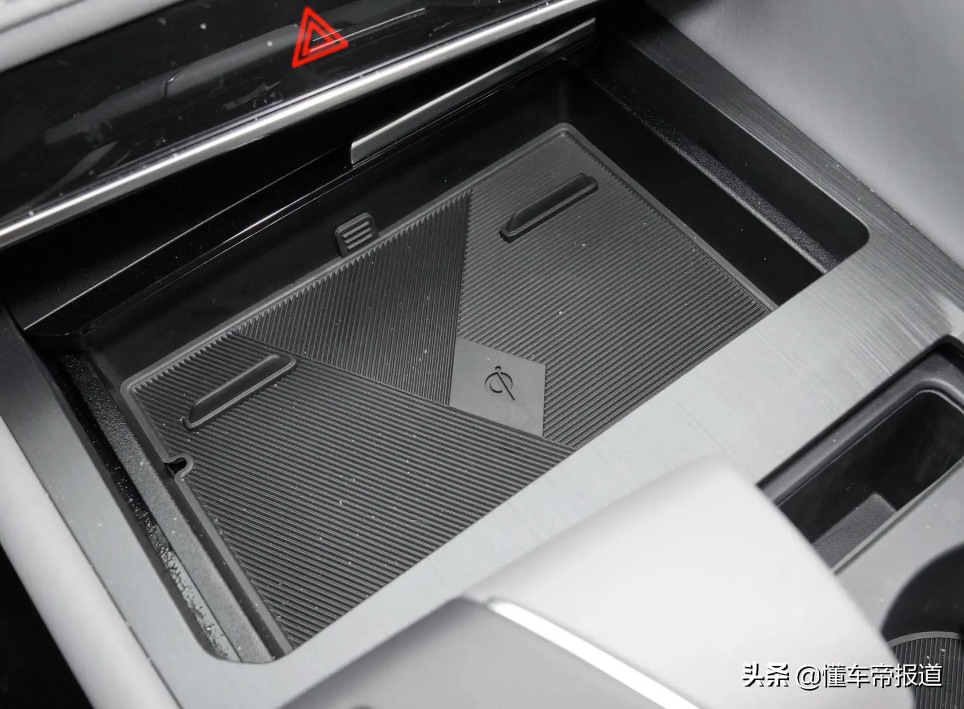 长安cs75plus1.5t自动豪华版,长安第二代CS75PLUS报价