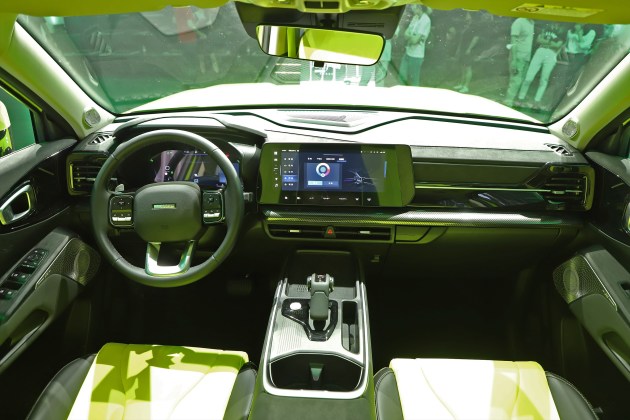 化身移动音乐厅JVC音响加持实拍哈弗酷狗