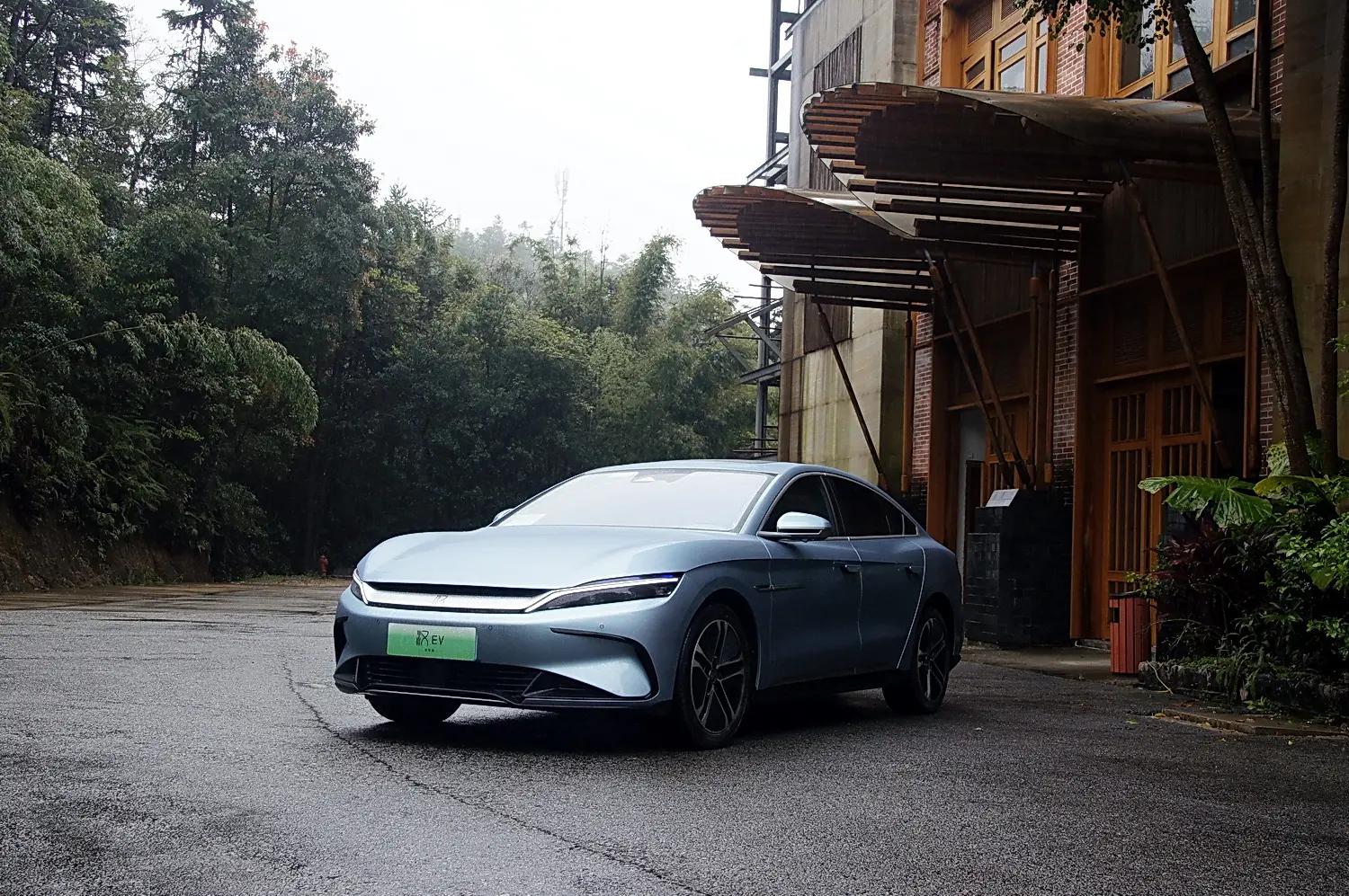 颜值高科技强比亚迪汉ev解读,沉浸式体验比亚迪汉ev冠军版试驾