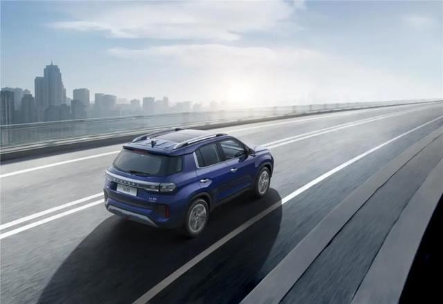 娌夋蹈寮忎綋楠屽寳浜幇浠x35,鍖椾含鐜颁唬ix35姝ｉ潚鏄ユ柊鍔涢噺