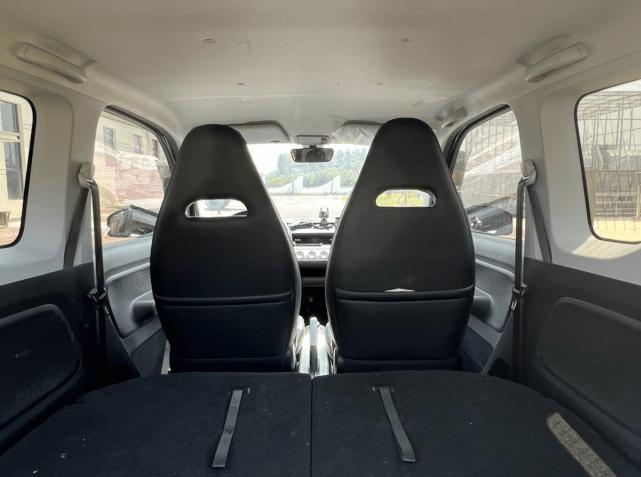 宏光minievgameboy更多配置曝光,宏光minievgameboy拆车