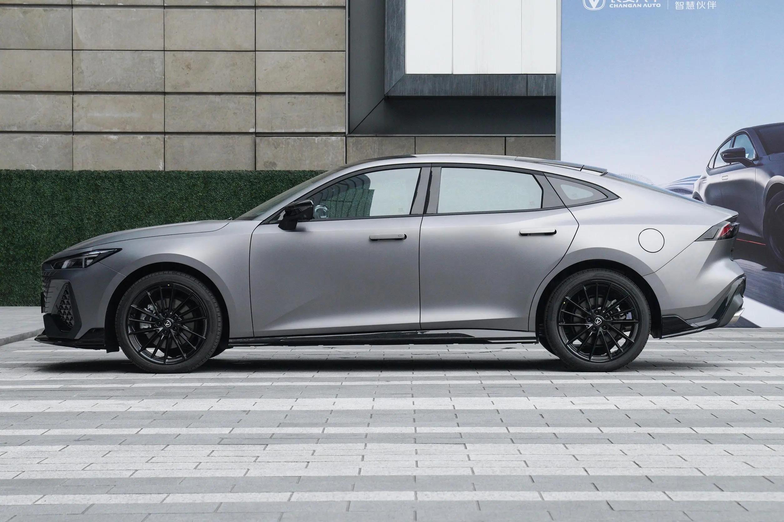 uni-v运动版车子怎么样,长安uni-v智电idd10万