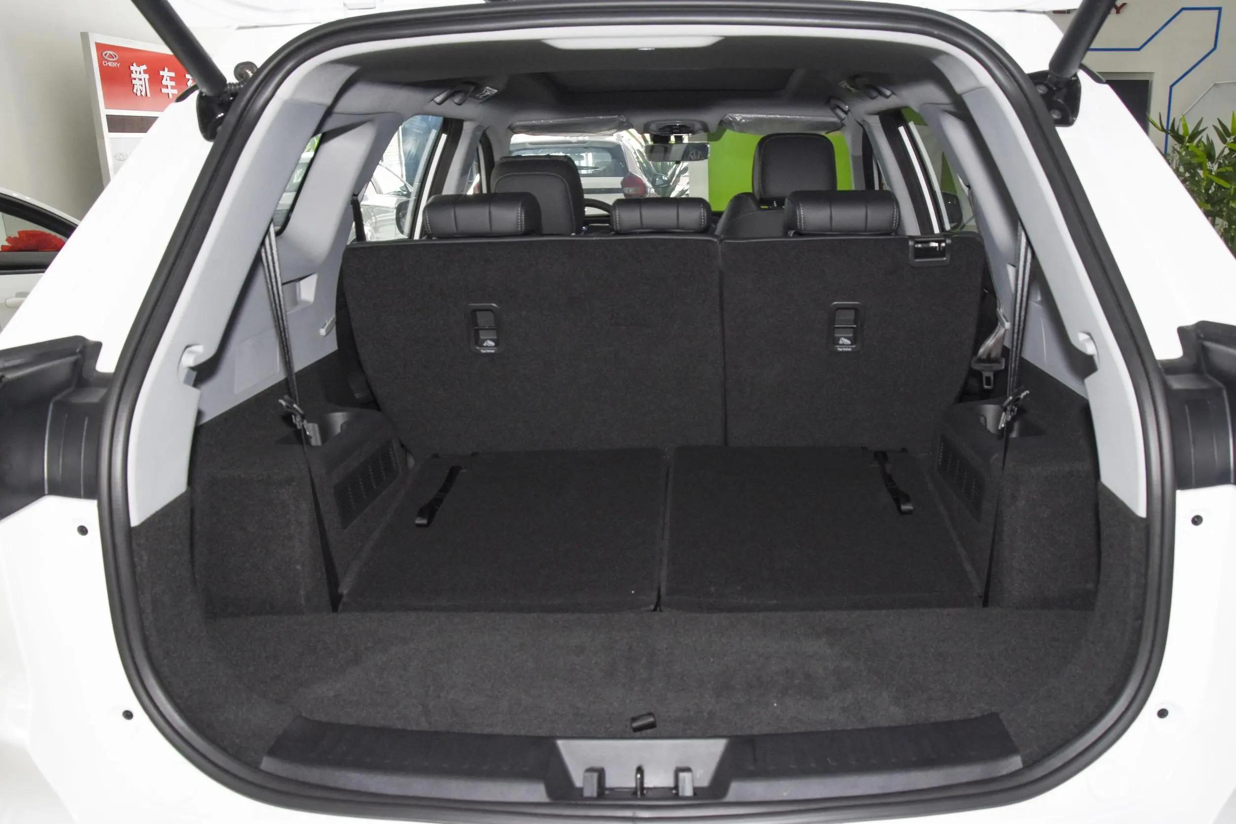 12多万合资suv,12万以内suv买长安还是奇瑞