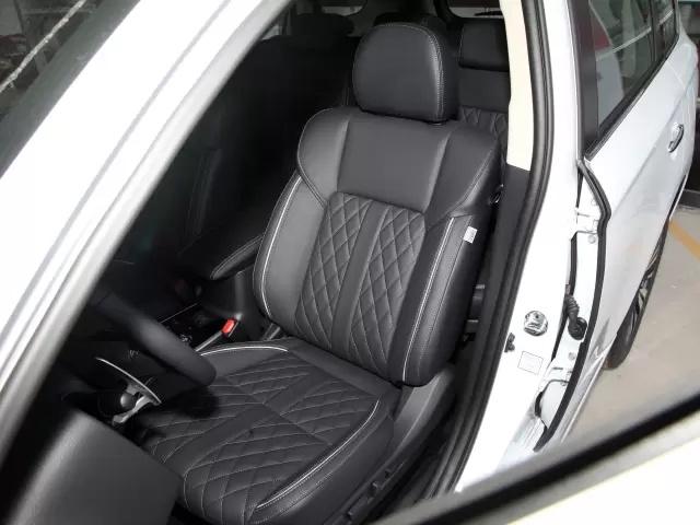 全新三菱欧蓝德配置怎么选,2.4l七座版