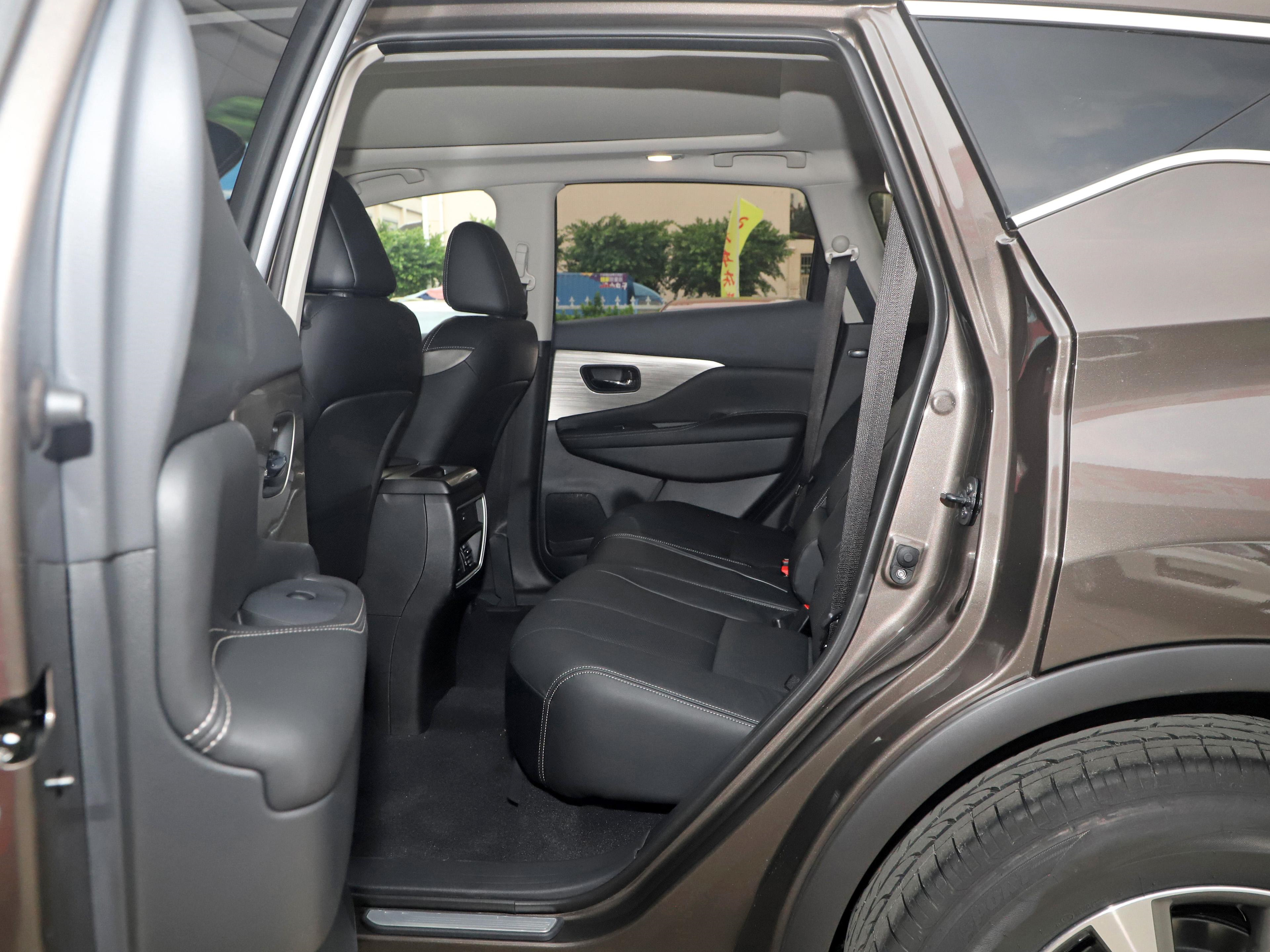 楼兰是大型suv么,楼兰轿跑suv车型