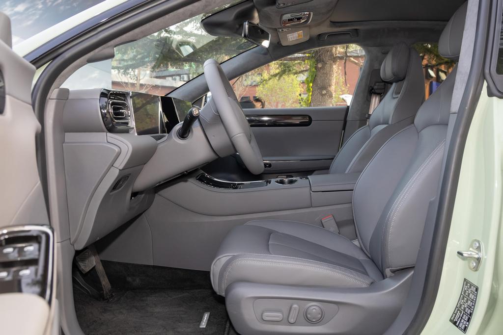 2023款零跑c01官方售价,零跑c01限时大促销