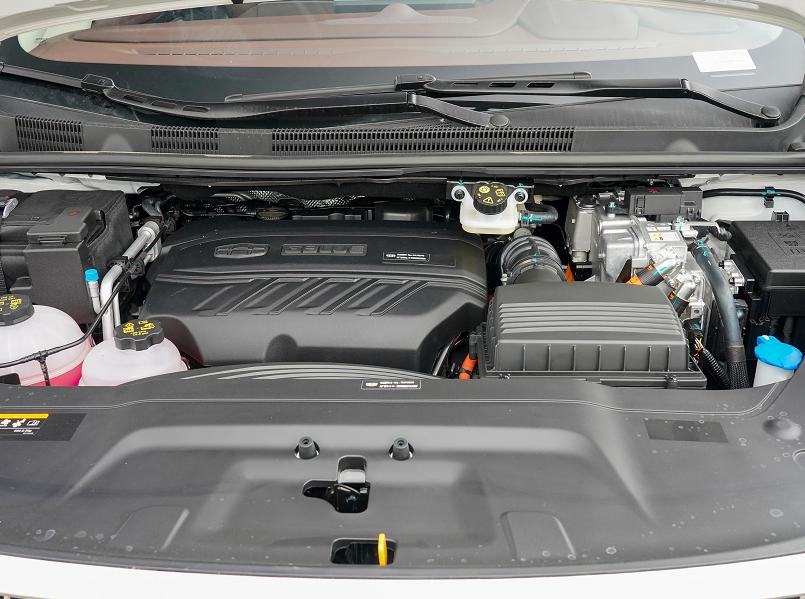 吉利嘉际phev落地价,吉利嘉际白金版七座落地价