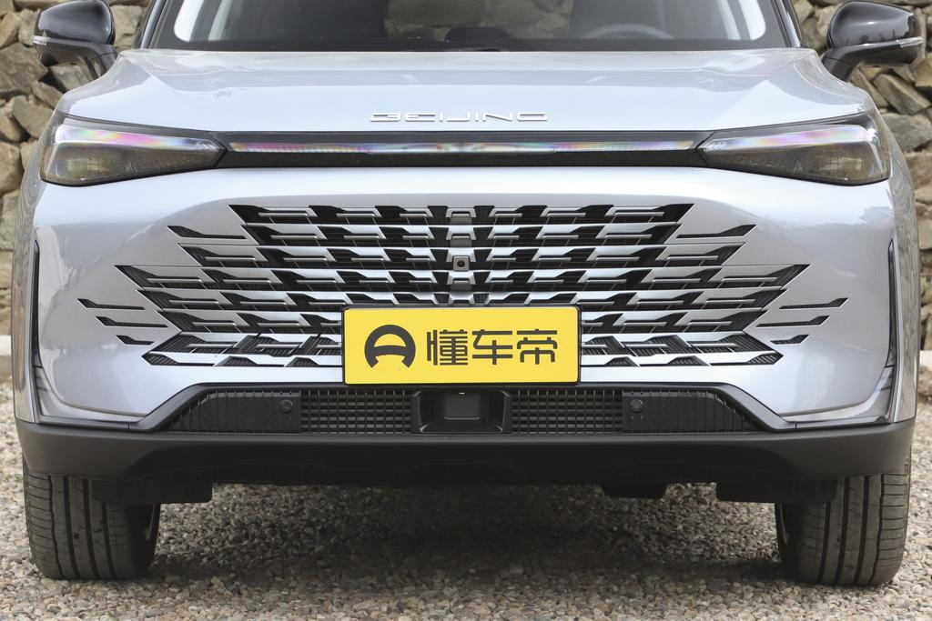 全能小型suv大全,2023款北京x7suv超享版