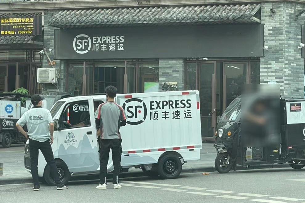 五菱快递车双人,快递运输车怎么选