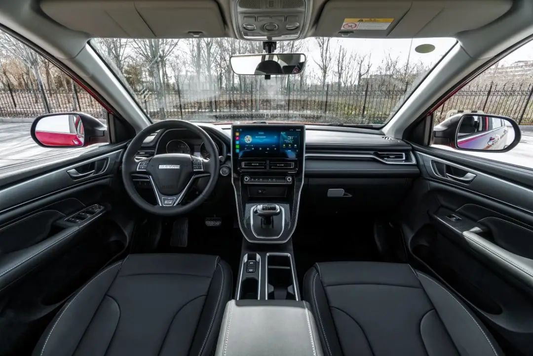 哈弗m6plus和哈弗m6有啥区别,哈弗m6plus首保多少公里