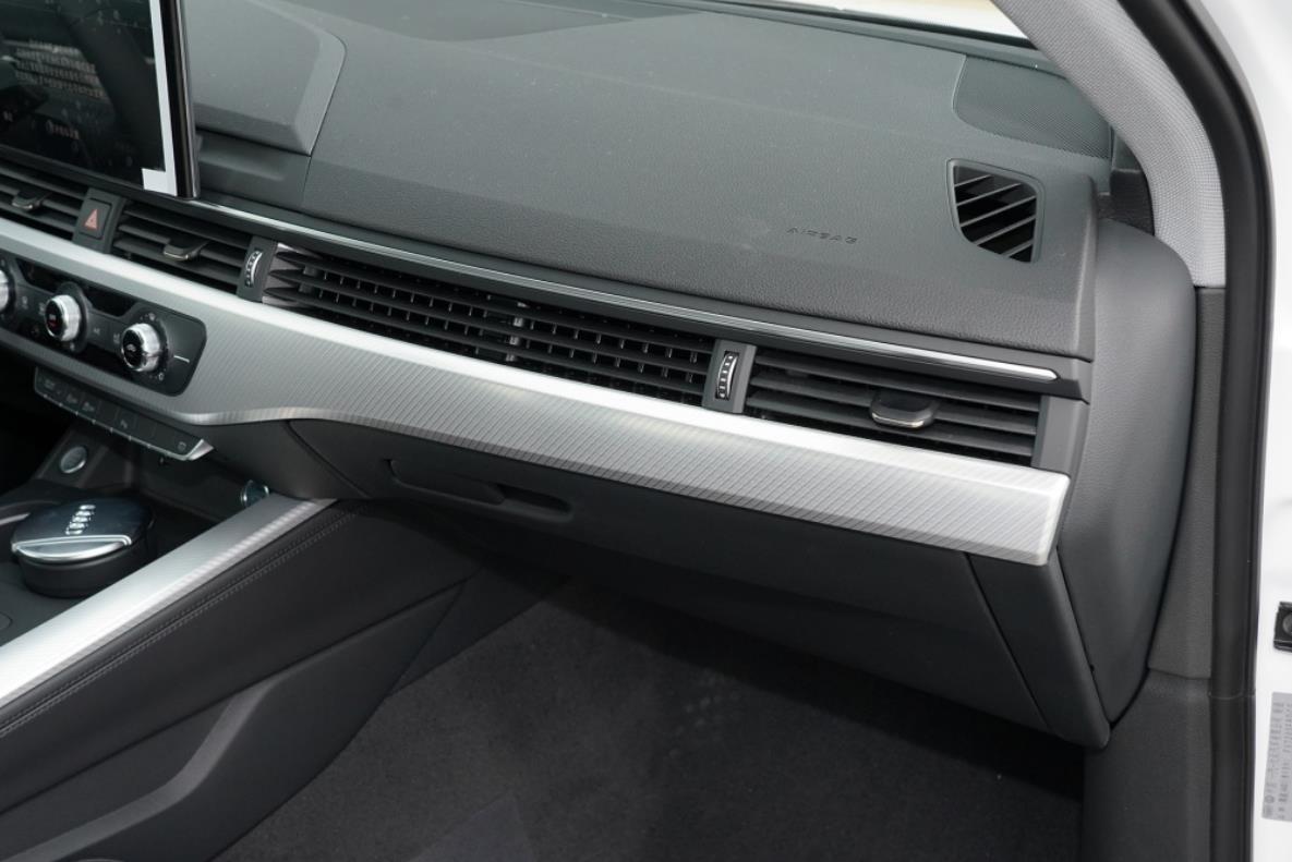 奥迪a4l40tfsi时尚动感试驾,奥迪a4l40tfsi深度评测