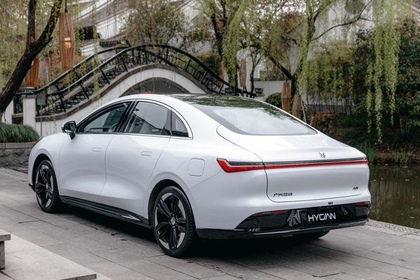 亲民电车，长近5米，1公里电费7分钱，合创A06如何？