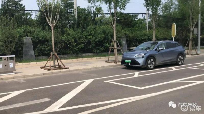 蔚来es65年免息购车方案,蔚来es6pilot要选么