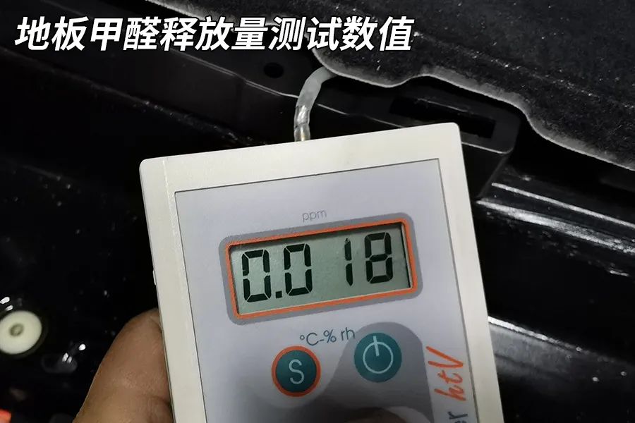 奔驰v最低价格是哪款,奔驰v车价格值得购买吗