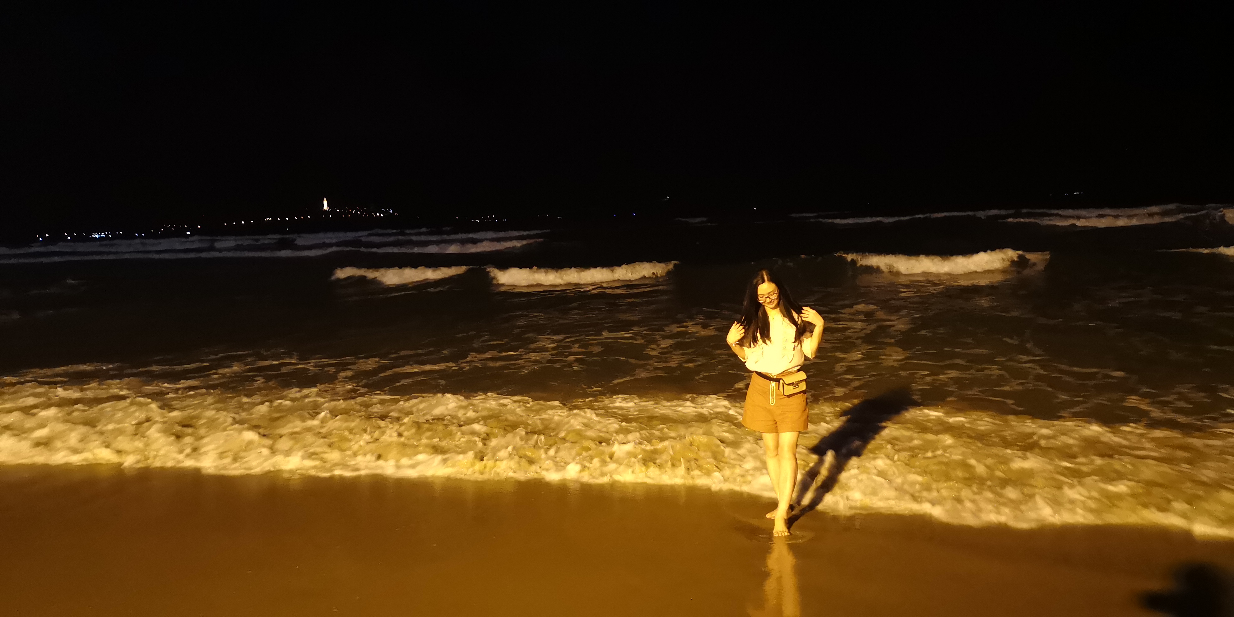 打卡越南岘港网红巴拿山佛手桥,越南岘港旅游网红打卡地