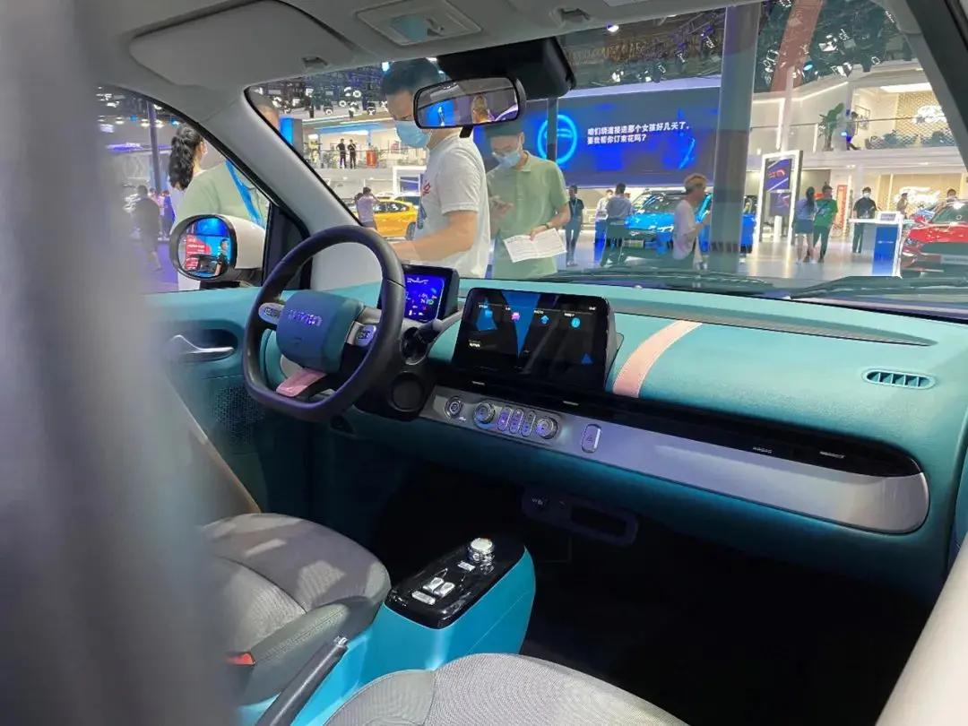 长安LUMIN售价4.89万元起-活动有礼，限今日