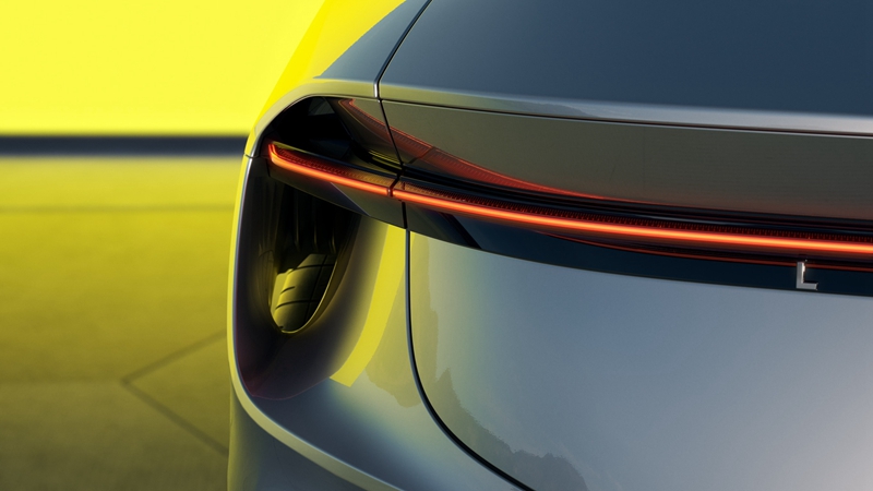 纯电动suv车型路特斯eletre,路特斯eletre纯电超跑suv二手