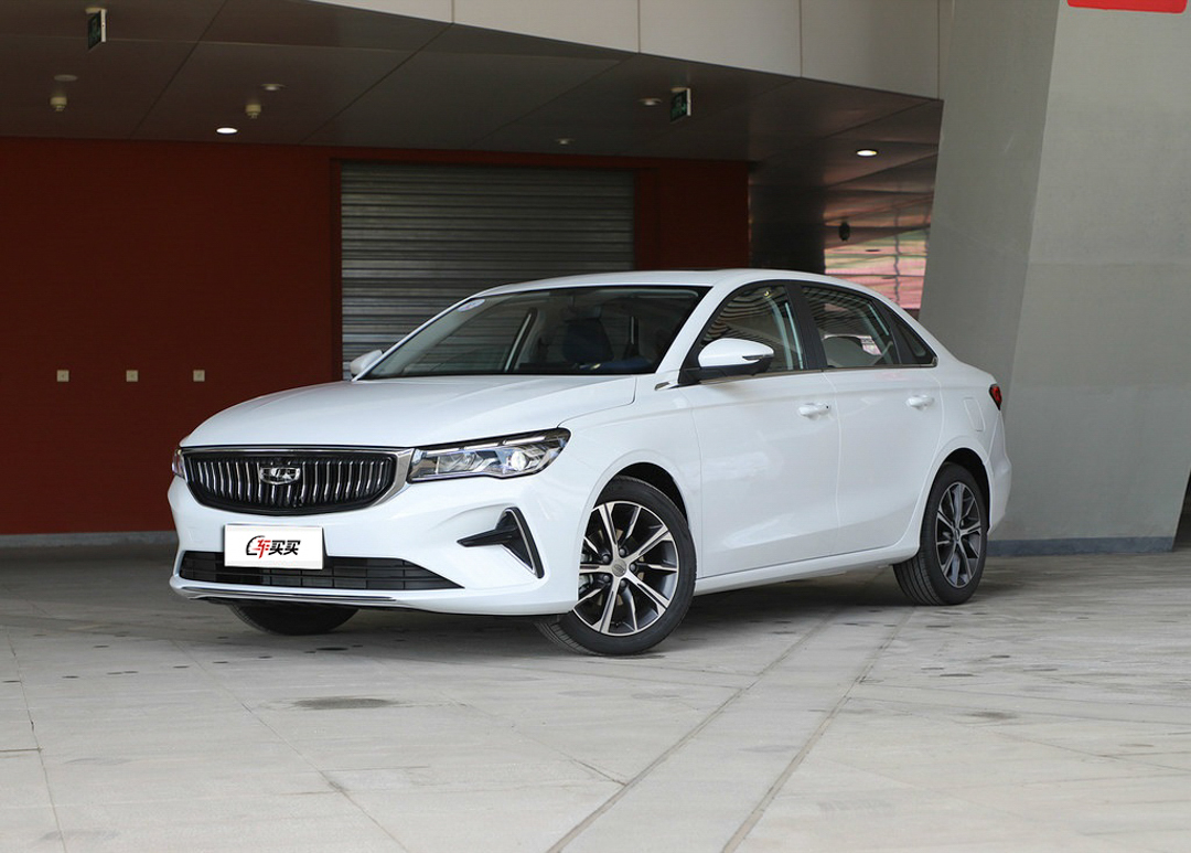 国民家轿焕新吉利第四代帝豪新车,2016吉利帝豪车机升级carlife