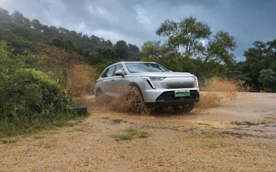 全民四驱，节能双冠！枭龙试驾畅享深圳