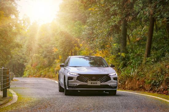 蒙迪欧中控屏升级最新款二手,蒙迪欧中控屏黑屏是怎么回事