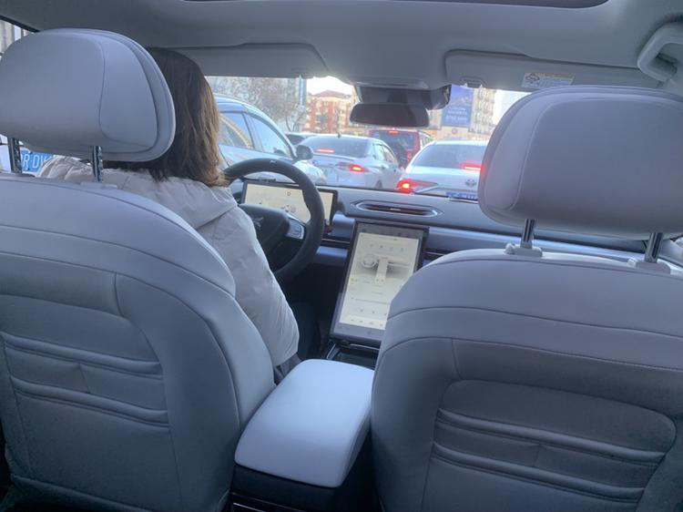 2021小鹏p5和2024款p5区别,小鹏新p5跟老p5区别