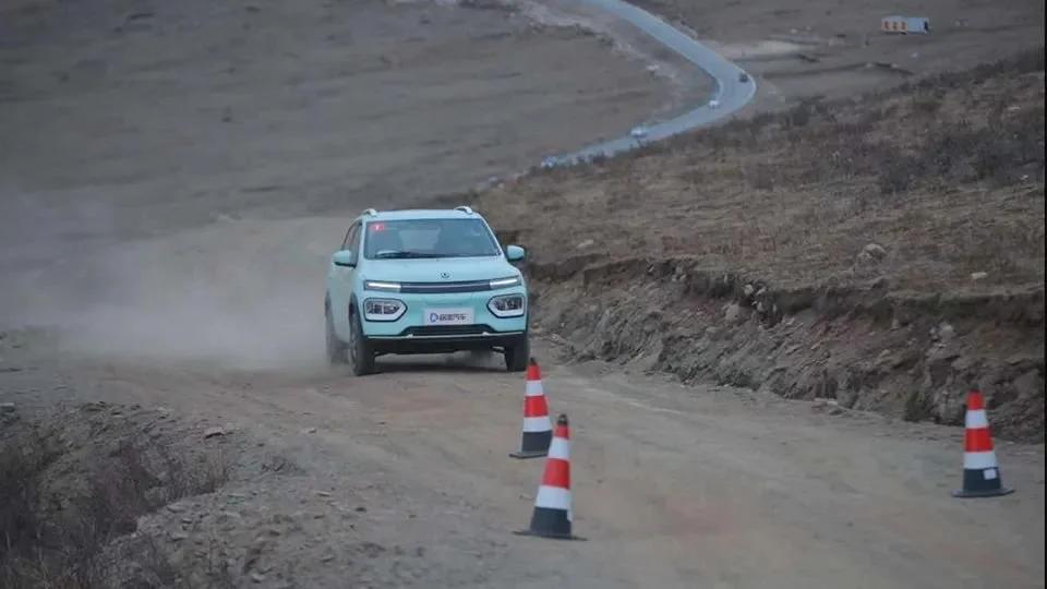 纳米box是四门五座车吗,纳米box新能源车最新款