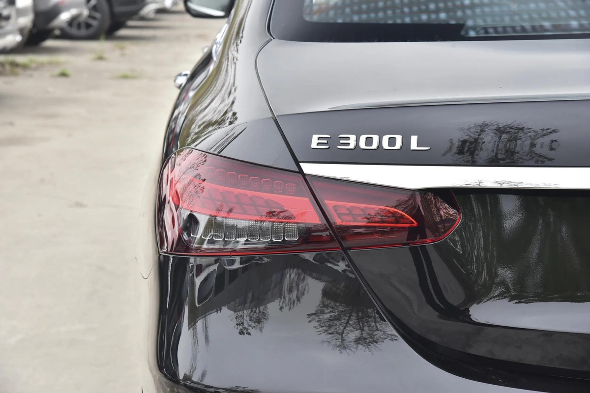 同级别奔驰宝马奥迪哪个好,奥迪a6l与宝马5系还有奔驰e哪个好