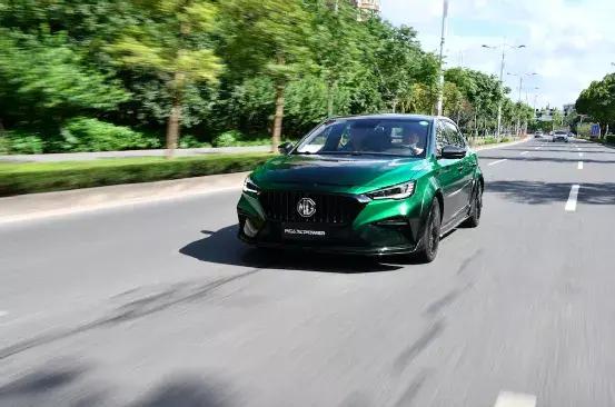 国产m系强势登场名爵mg6xpower,试驾体验全新一代上汽名爵6