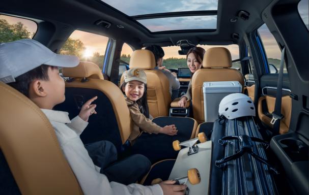 吉利豪越l2023款七座suv,七座suv吉利豪越10到15万价格