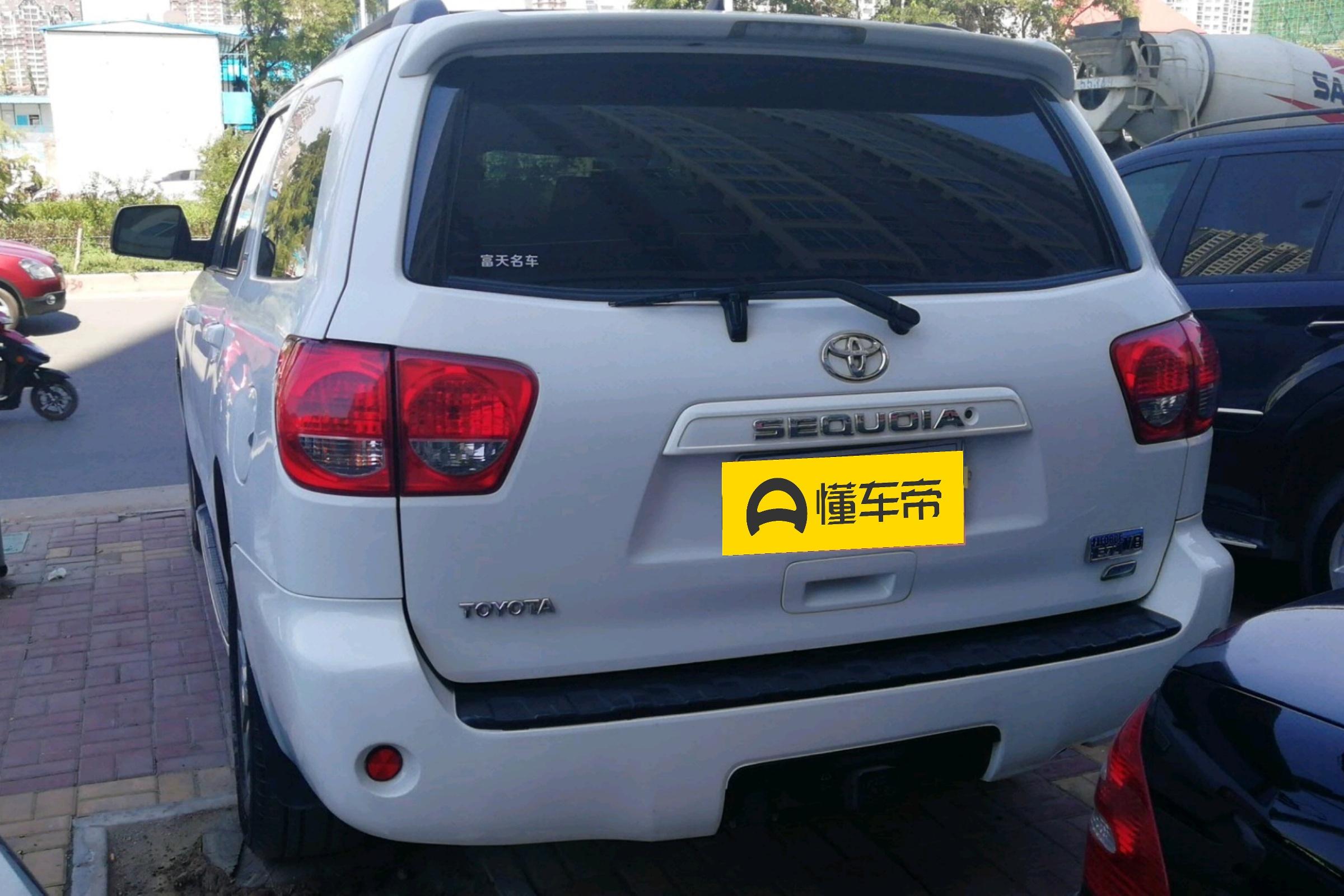 全新丰田红杉国内实车已曝光,丰田红杉哪一款最值得买