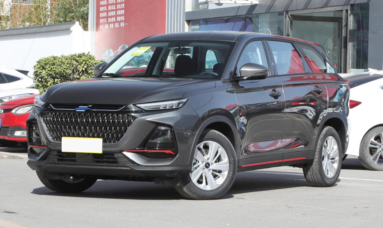 欧尚x7plus1.5自动尊享版落地,欧尚x7plus七座2022全新款价格