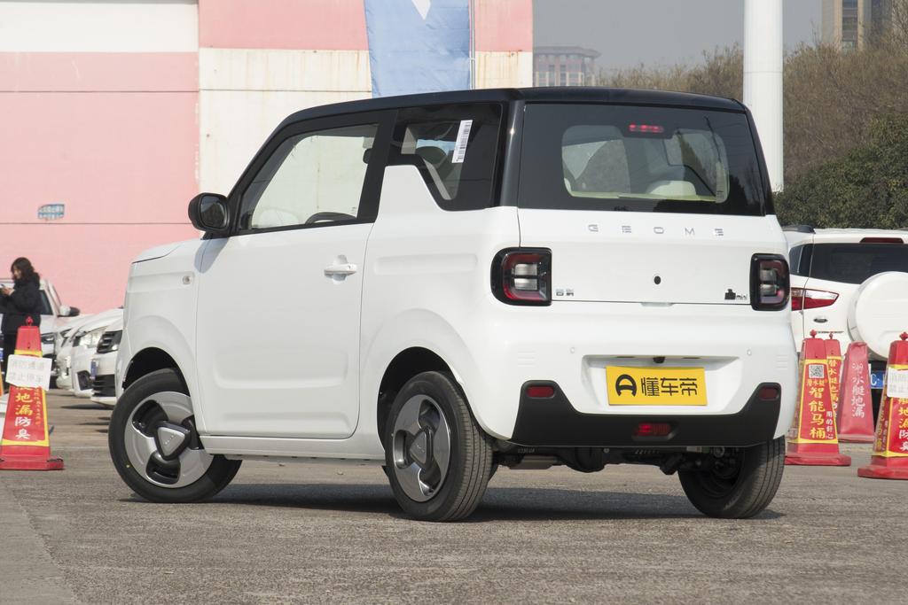 吉利熊猫mini电车多少钱,吉利熊猫mini电动汽车2023