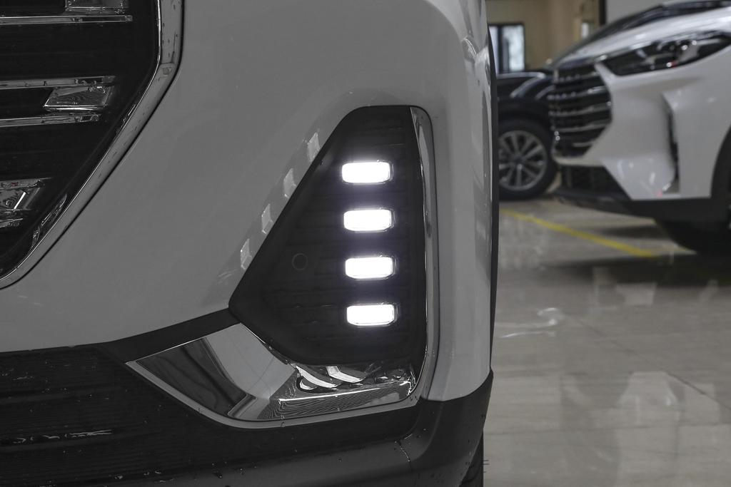 奇瑞捷途x90子龙版实车曝光,奇瑞捷途x902.0t子龙版本测评