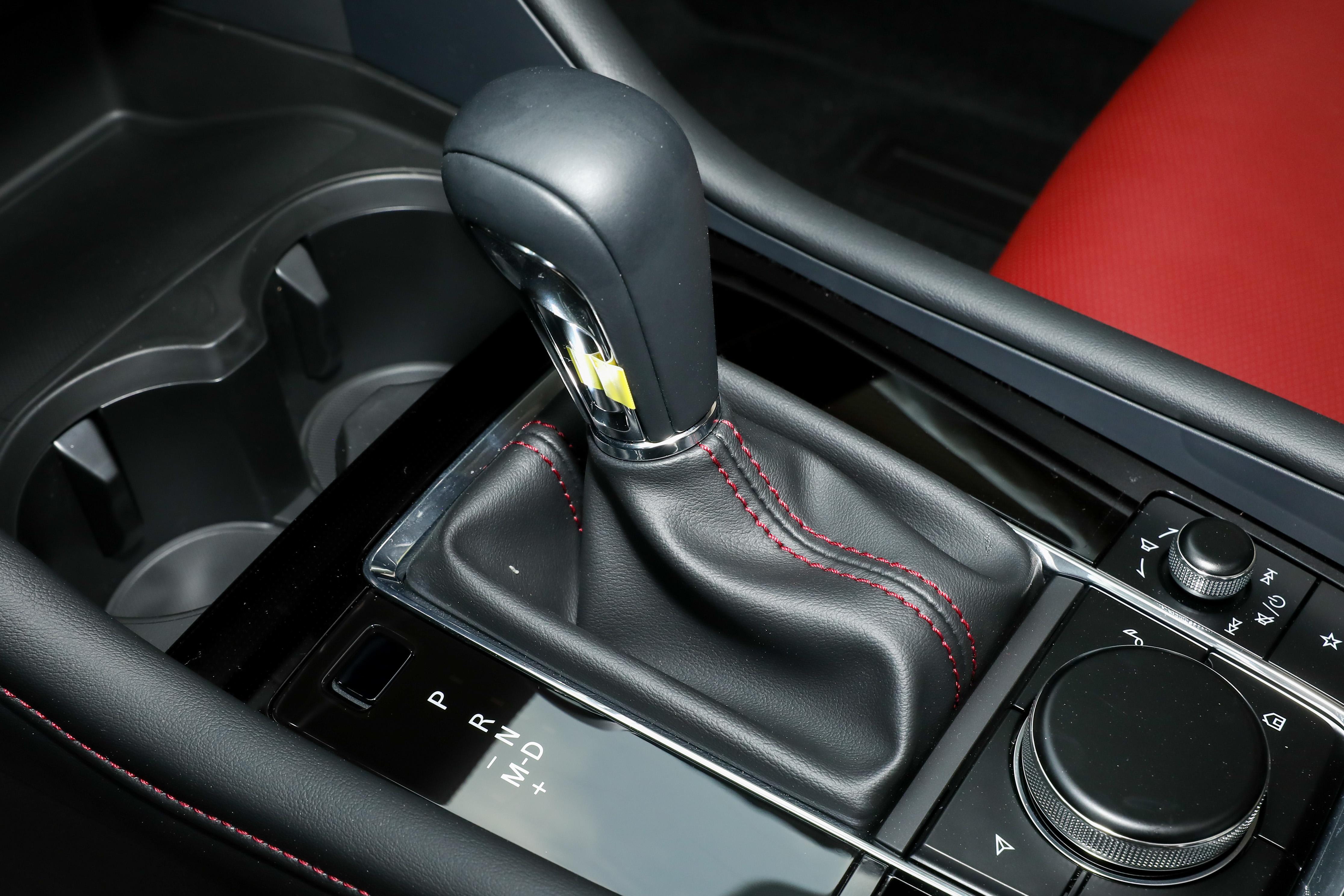 马自达3昂克赛拉2.0t百公里加速,2.0l柴油发动机最大马力