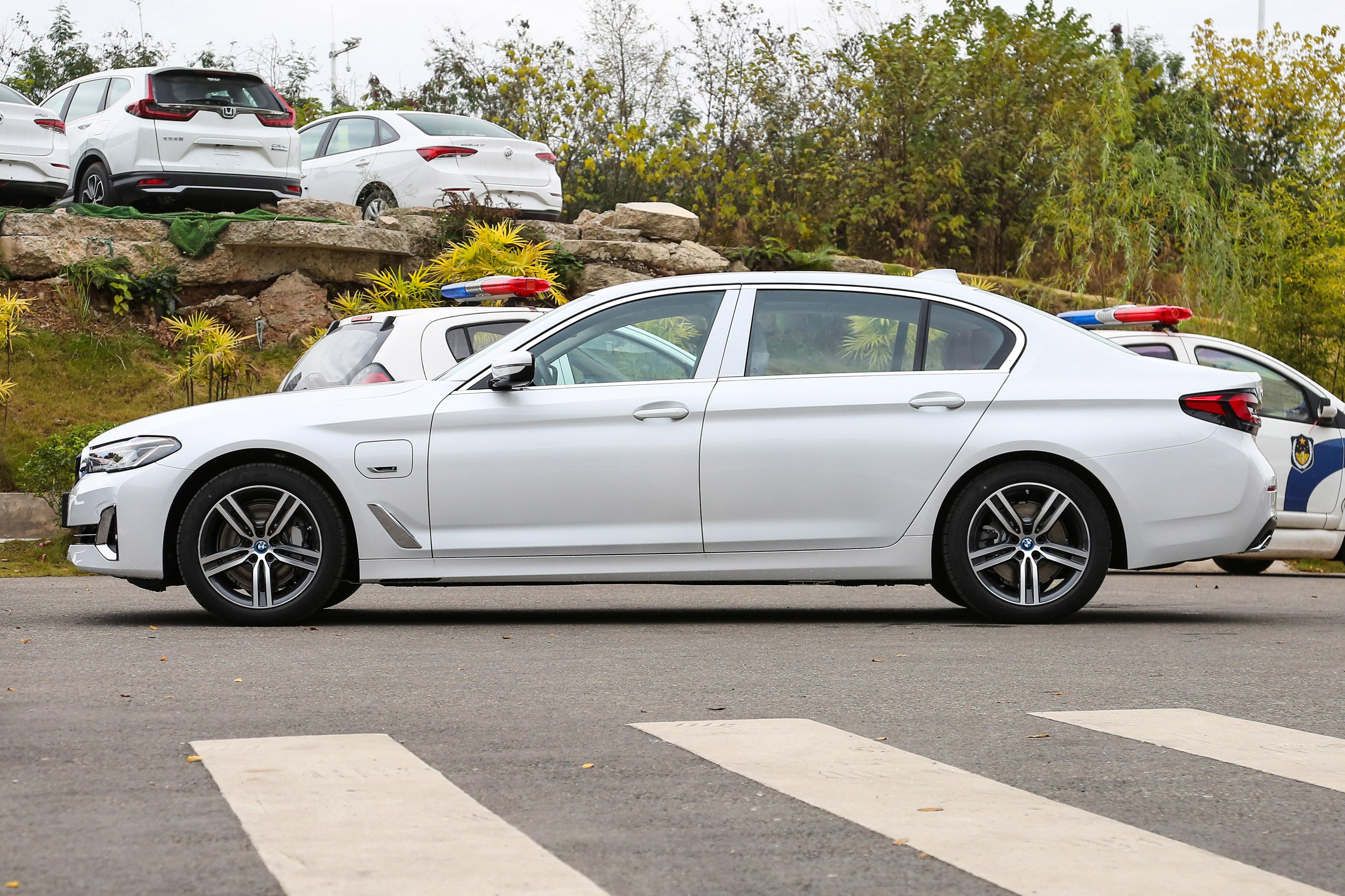 宝马5系phev变速箱油保养,贵阳宝马5系phev热销中购车优惠5.0