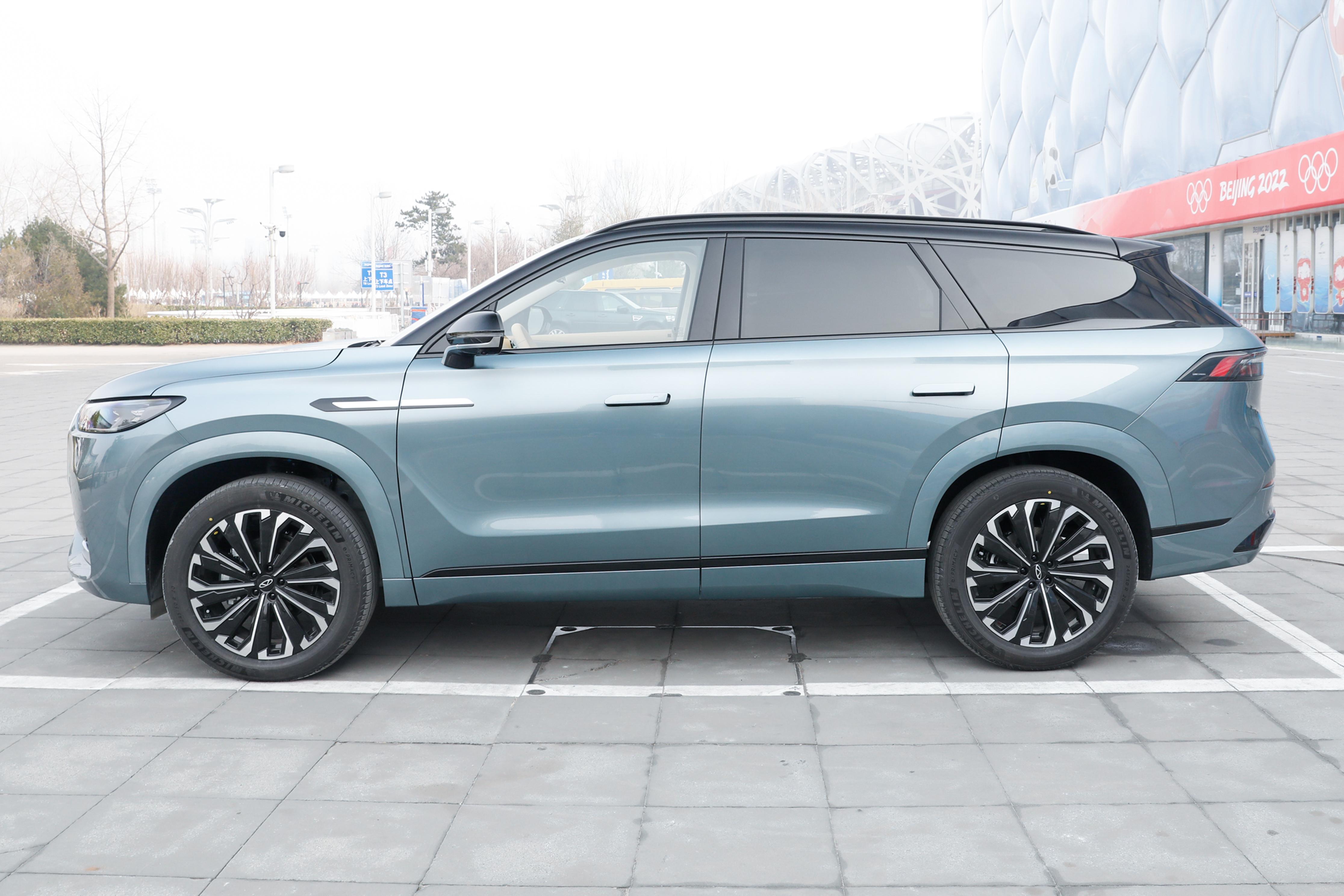 奇瑞瑞虎9最新实车官图,广东提车瑞虎9自动四驱至臻版7座