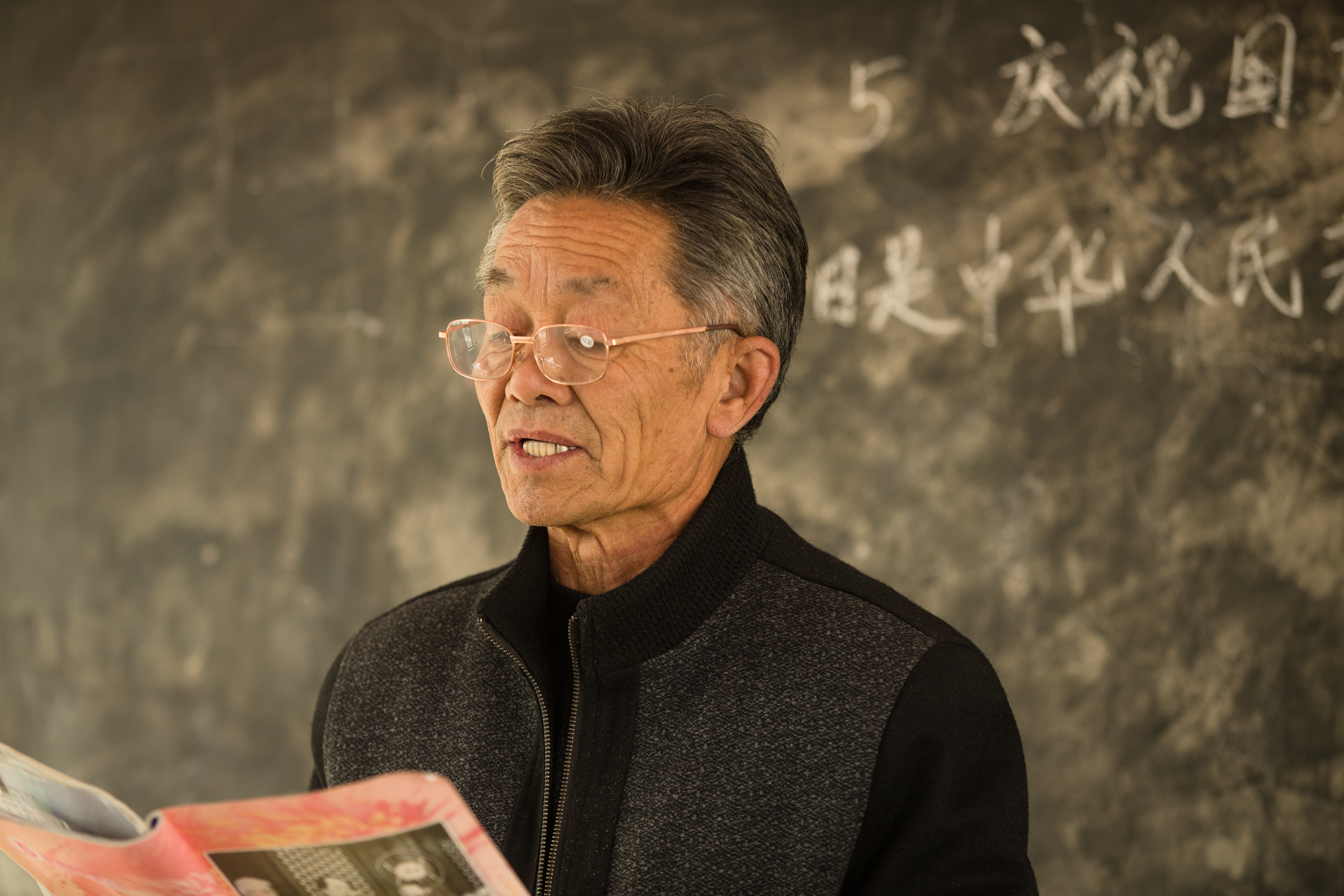 大学四年级，他仅靠一台笔记本电脑，就创办了全球领先的游戏平台