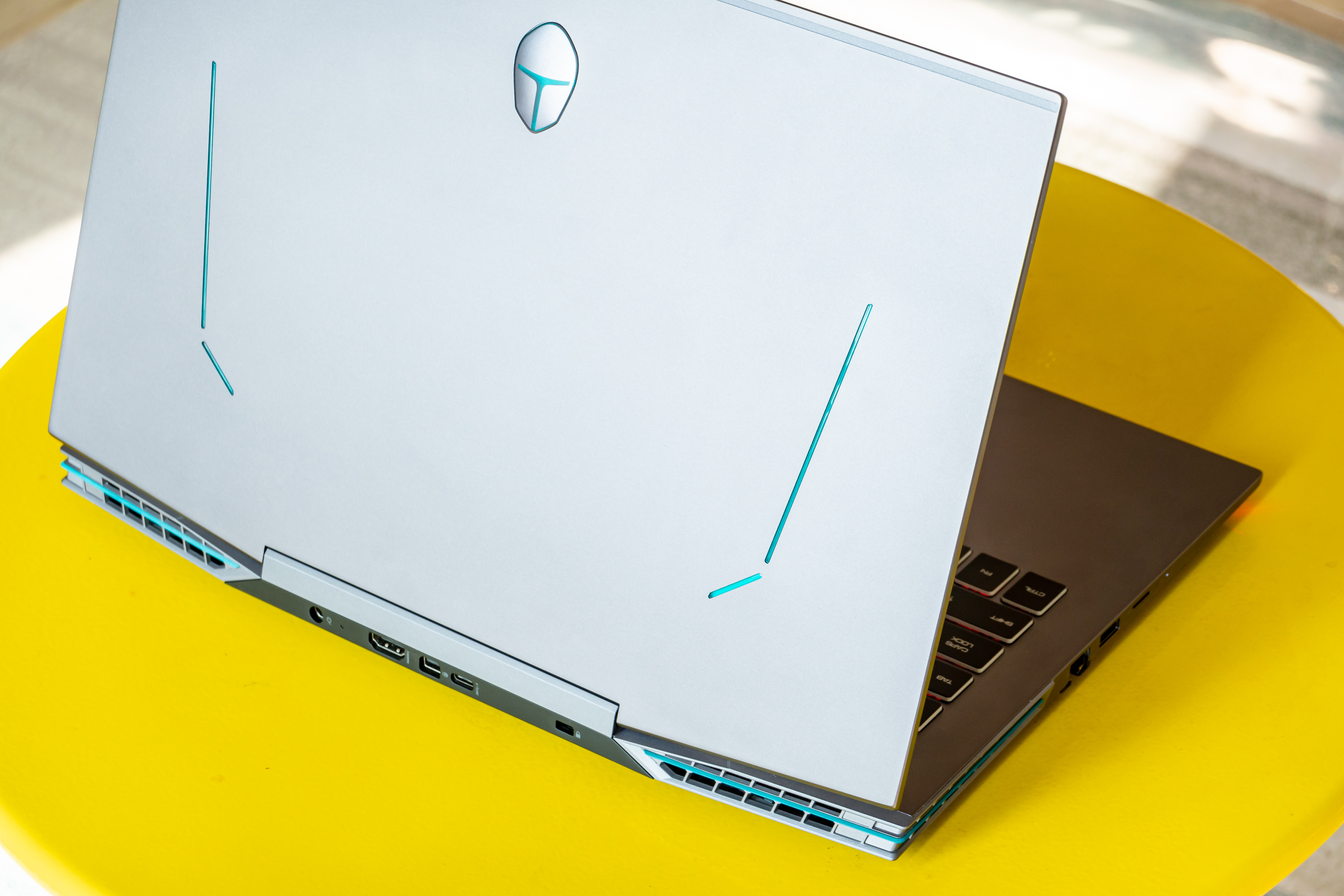 雷神911pro高端笔记本,雷神911pro可以玩的游戏