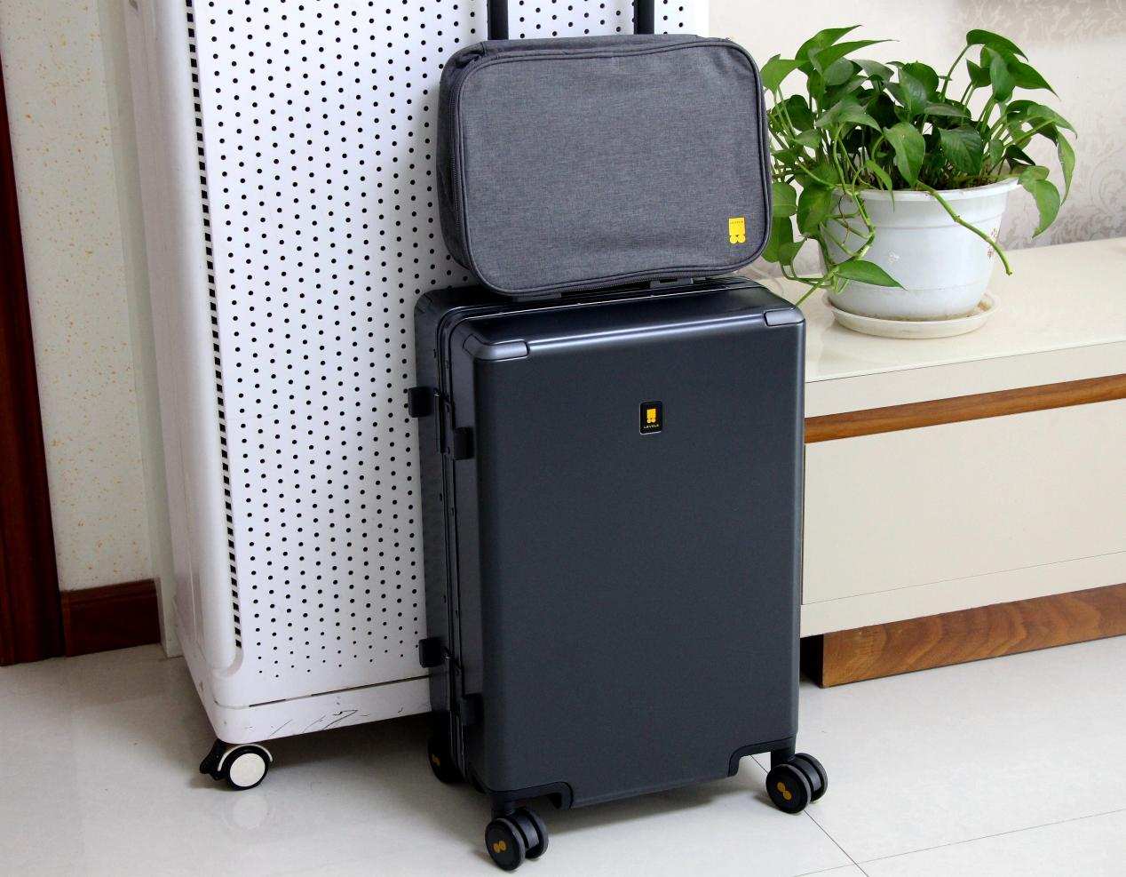 8号地平线旅行箱与小米登机箱,锤子科技地平线8号旅行箱登机箱