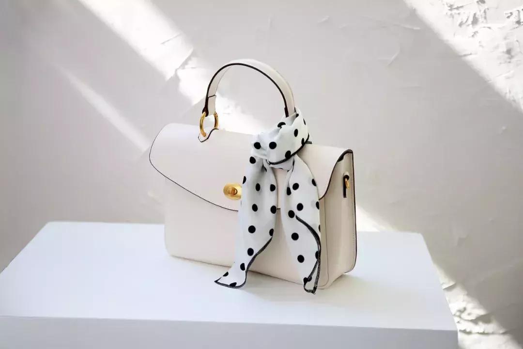 淘宝好评回复暖心文案短句干净,淘宝服装专用文案100条