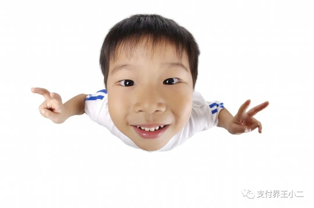 90后农村小伙月收入万元,90后负债小伙副业收入