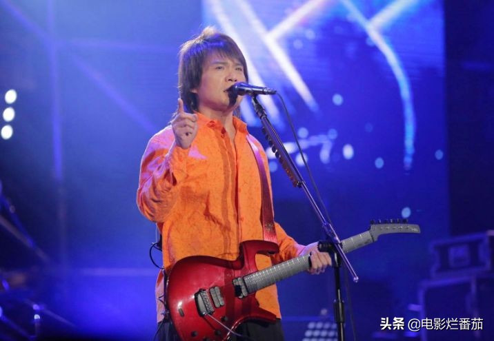 女明星眼中的伍佰,伍佰外表放荡不羁粗犷内心细腻