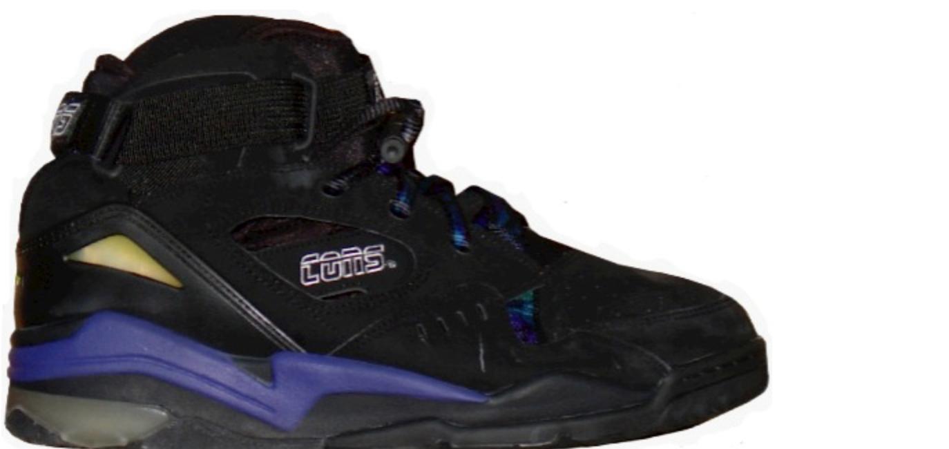 郑伊健纽约街头,郑伊健现身年代秀