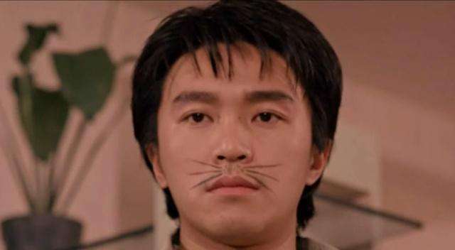 57岁周星驰历经4段感情，罗慧娟对他影响最为深，莫文蔚不计前嫌