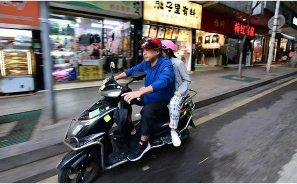 中山大学硕士在长沙跑摩的,中山大学开摩的现状