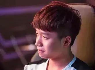 恭喜ig拿下冠军英雄联盟s8新闻,祝贺ig获得2018总冠军赛