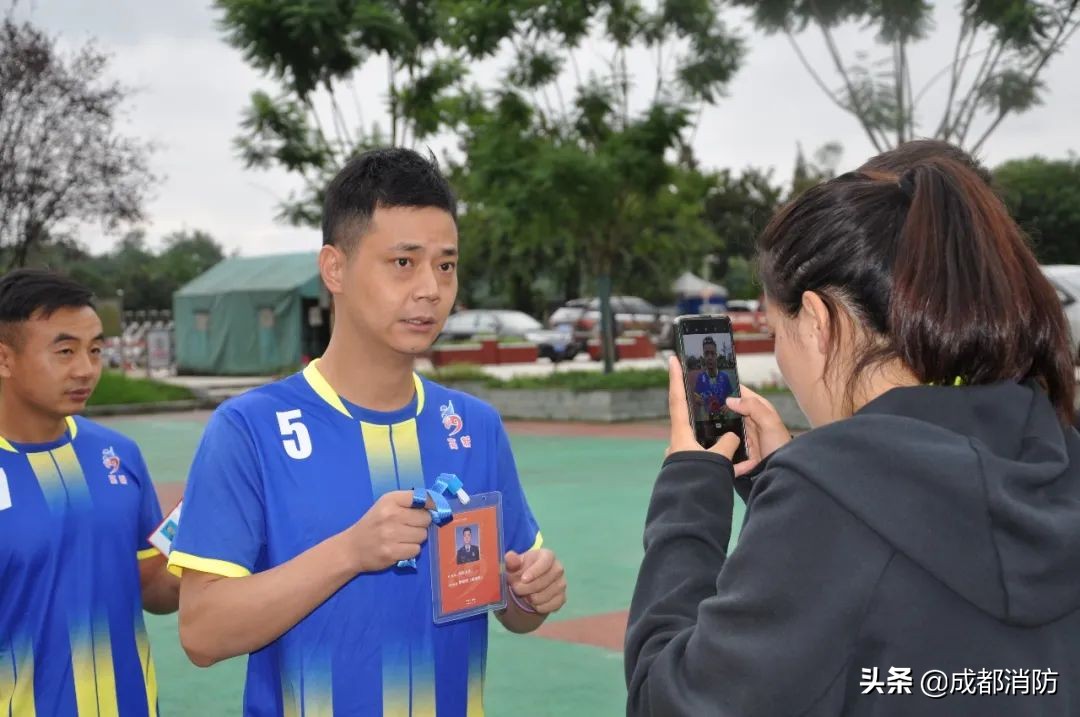 高温天气足球比赛,高温下进行的足球比赛